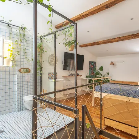 Ferienhaus Charming Atypical